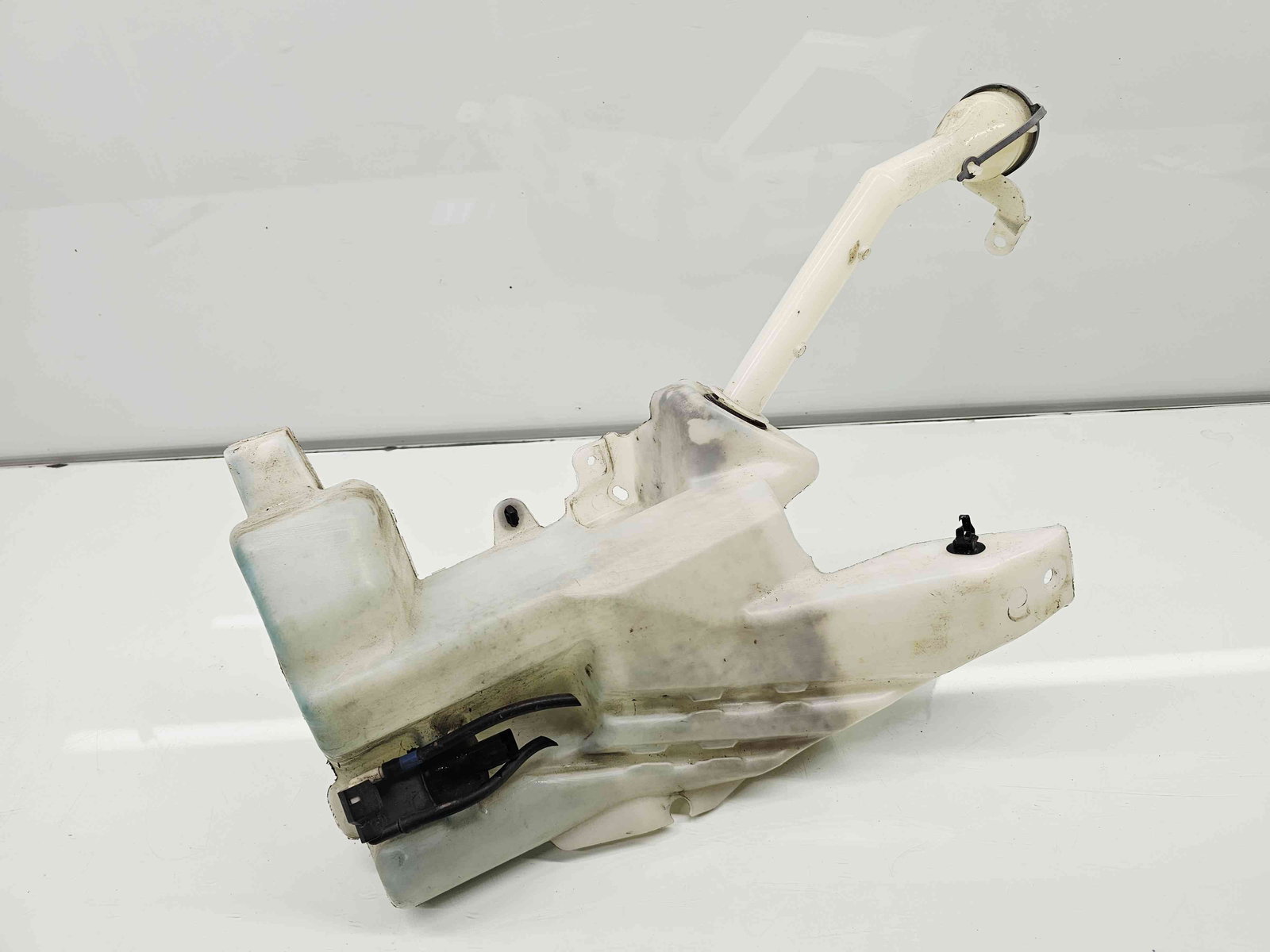 Vas lichid parbriz Nissan Qashqai (2) [Fabr 2013-2017] 28910 4EA0A - imagine 5