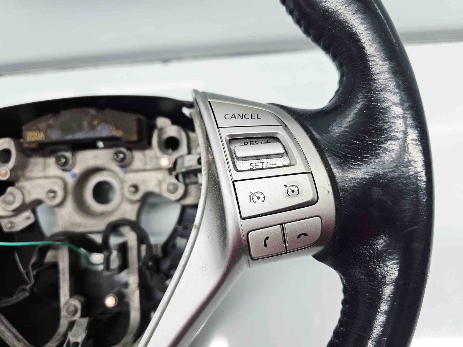 Volan Nissan X-Trail (T32) [Fabr 2013-prezent] OEM - imagine 3