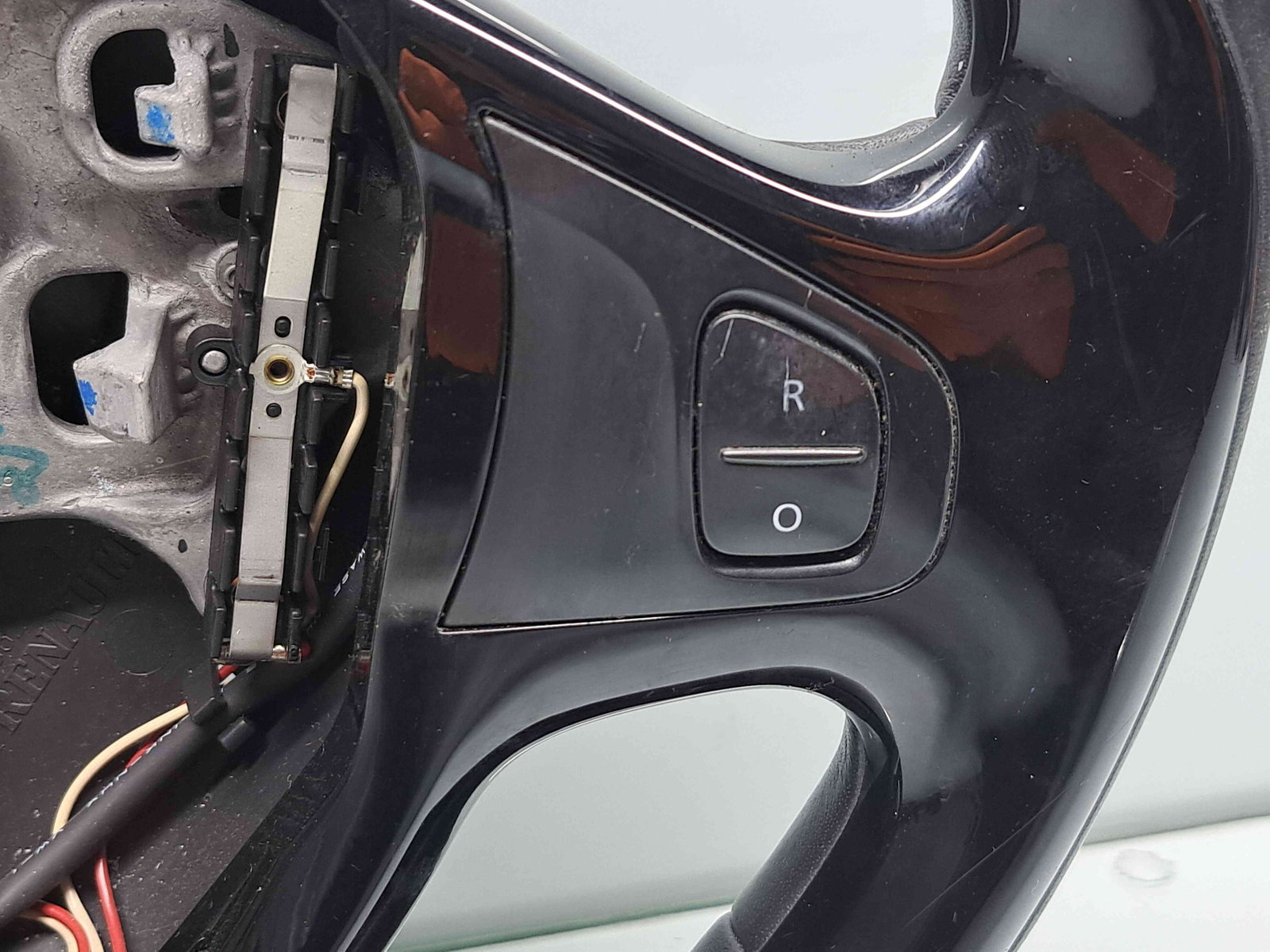 Volan Renault Captur (X87) [Fabr 2013-2017] 985105453R - imagine 3