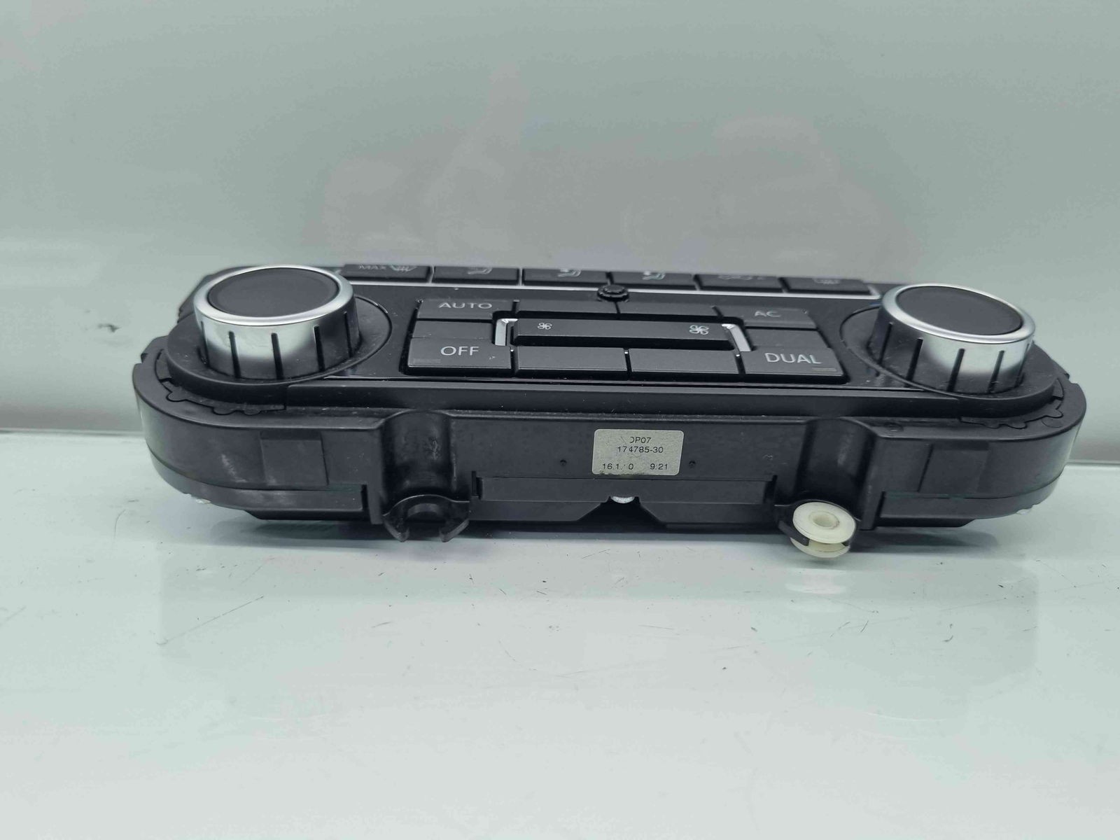 Panou comanda clima Volkswagen Passat CC (357) [Fabr 2008-2012] 5K0907044 - imagine 9