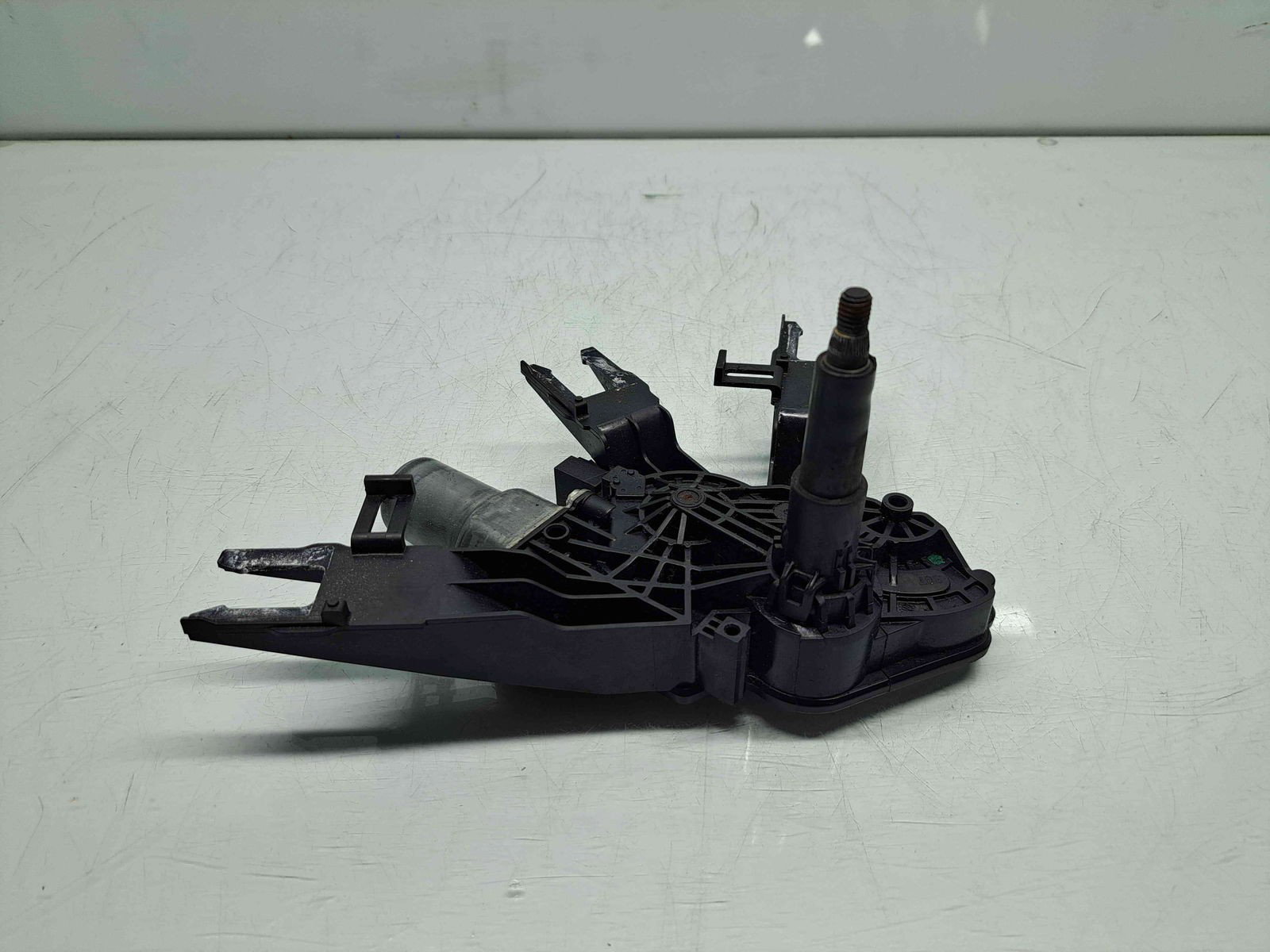 Motoras stergator haion Citroen C4 (II) [Fabr 2009-2018] 9677680580 - imagine 1