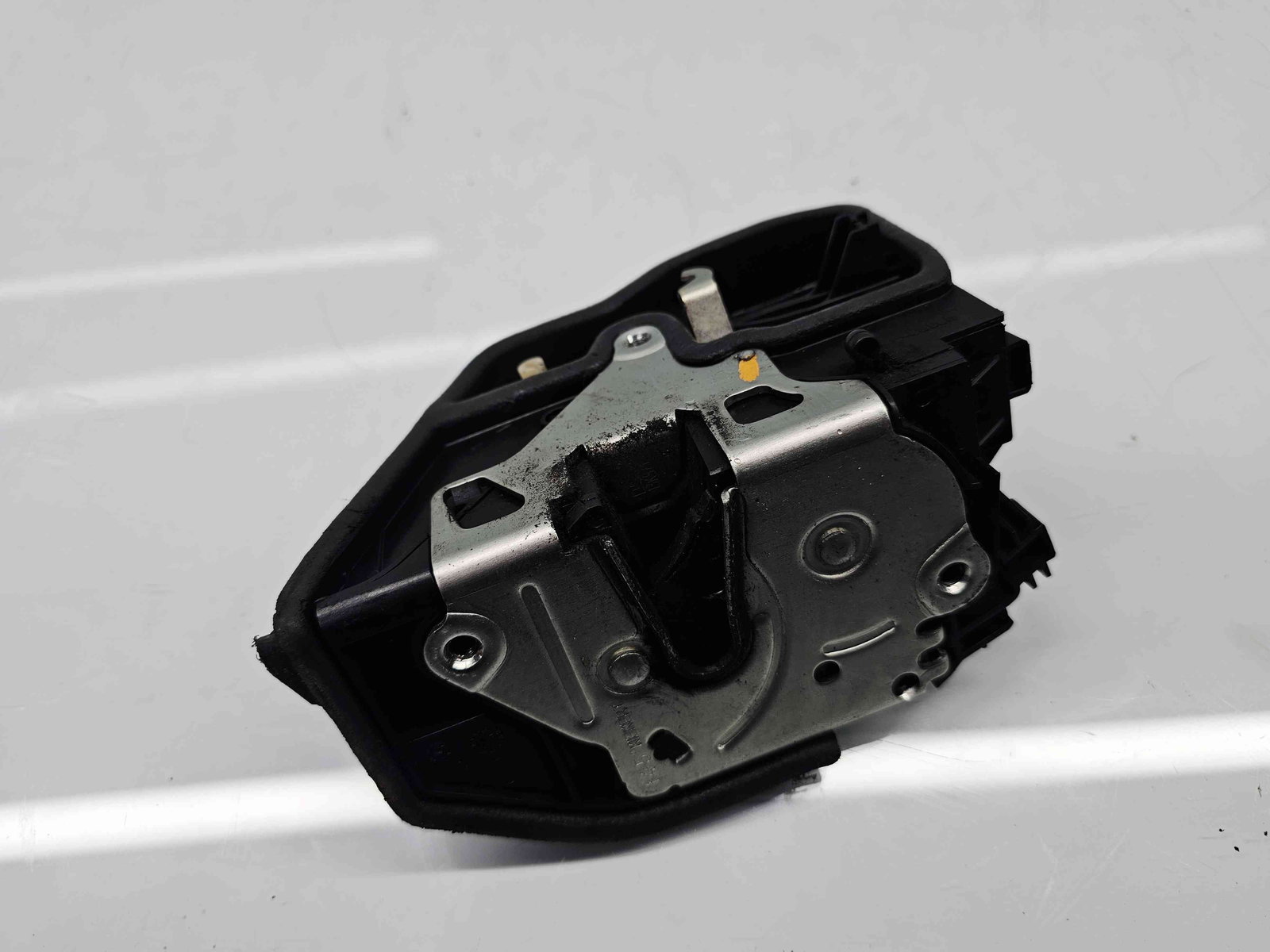 Broasca usa stanga spate Bmw 1 (F20) Facelift [Fabr 2011-2017] - imagine 4