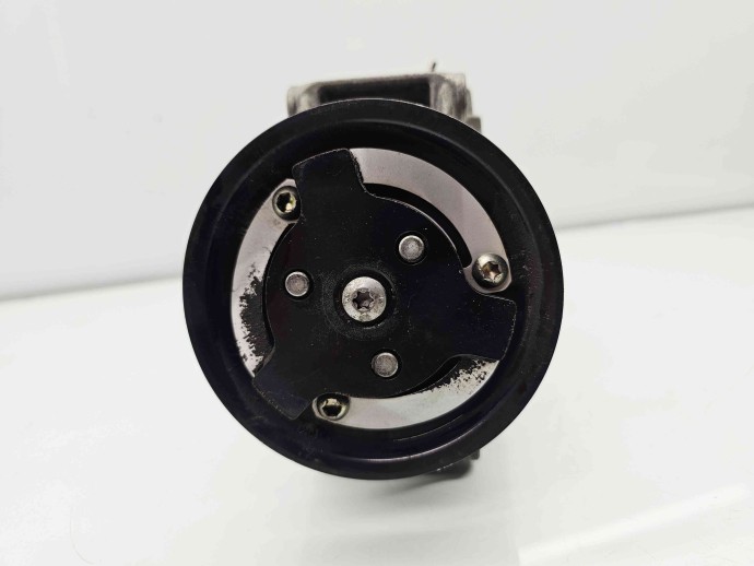 Compresor clima Volkswagen Golf 6 (5K1) [Fabr 2009-2013] 5N0820803A 1.6 TDI CAYC 77KW / 105CP