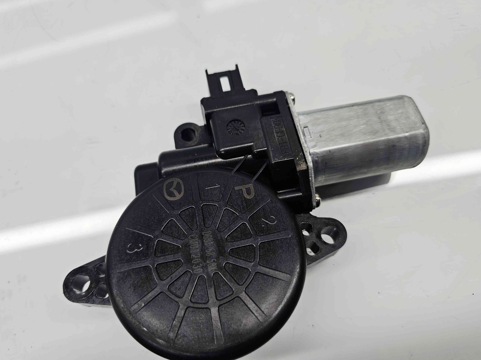 Motoras geam dreapta fata MAZDA 6 (GJ1) Facelift [Fabr 2018-2021] - imagine 4