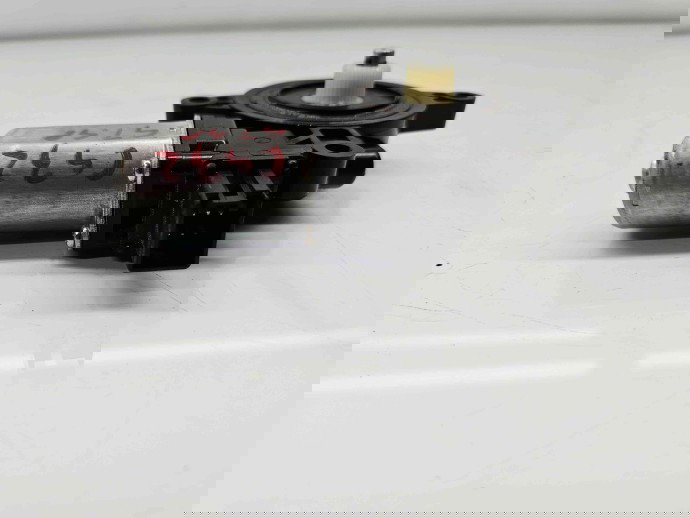 Motoras geam stanga spate MAZDA 6 (GJ1) Facelift [Fabr 2018-2021]