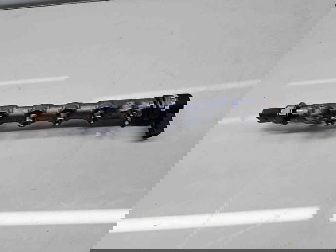 Rampa injectoare Volkswagen Passat CC (358) Facelift [Fabr 2012-2016] 03L125C 2.0 TDI CFGC 130KW / 177CP