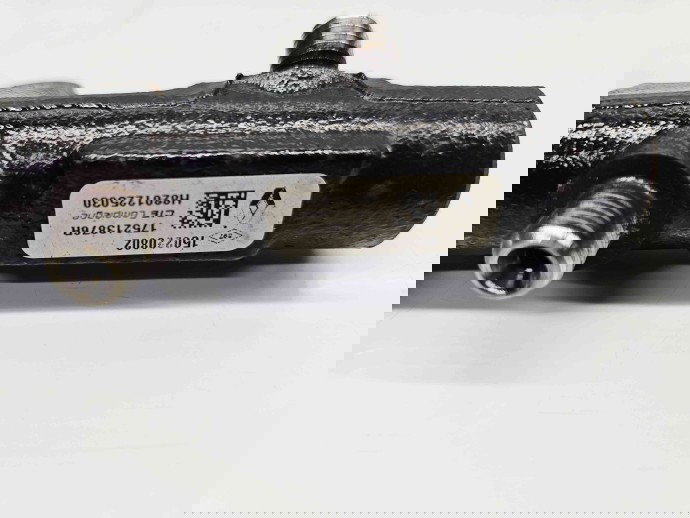 Rampa injectoare Nissan Qashqai (2) [Fabr 2013-2017] 175213876R 1.5 DCI K9K 81KW / 110CP