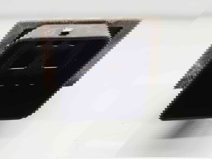  Releu NissanQashqai (2) [Fabr 2013-2017] 110678071R 