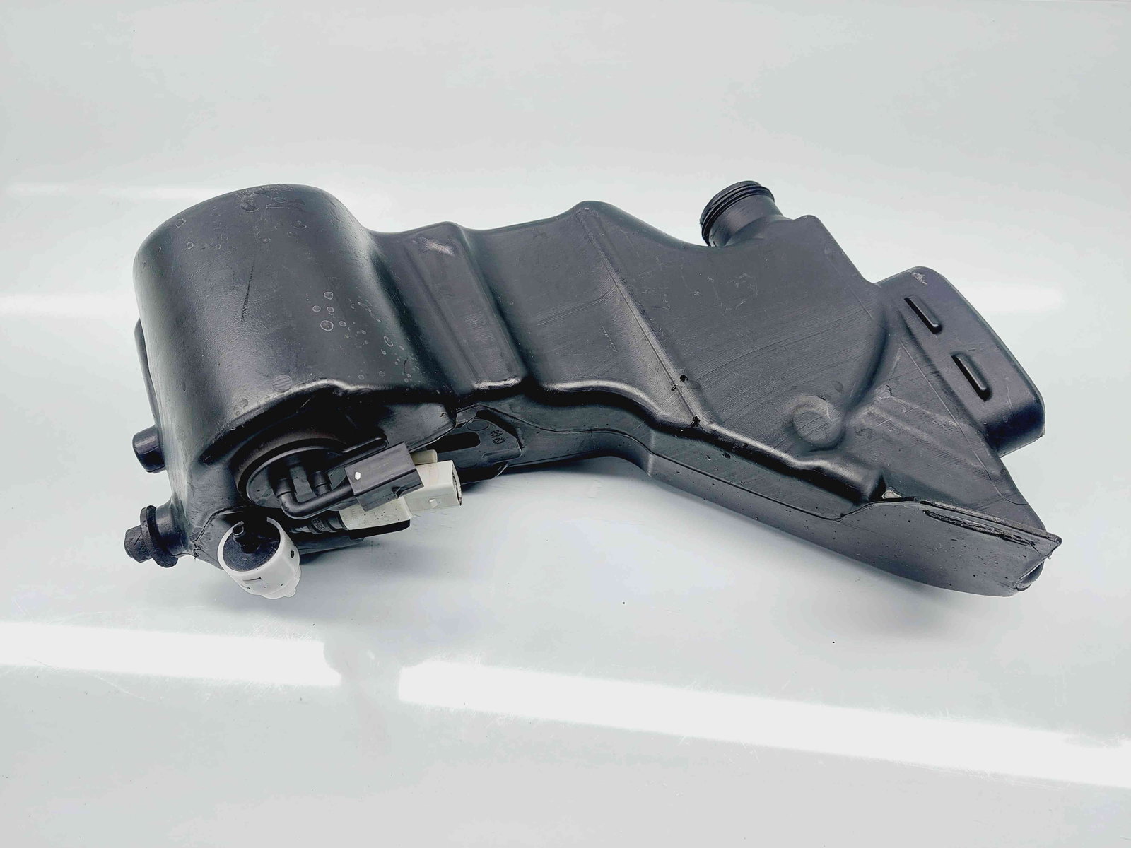 Vas lichid parbriz Mercedes Clasa C Combi (S205) [Fabr 2015-prezent] A2058600160 - imagine 2