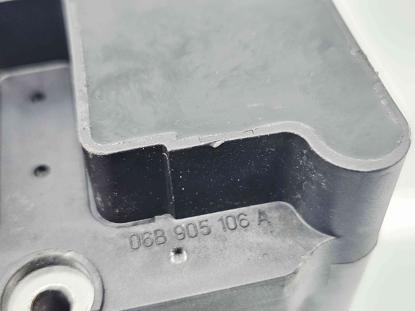 Bobina inductie Skoda Octavia 2 Combi (1Z5) [Fabr 2004-2013] Facelift 06B905106A 1.6 Benz BSE 75KW / 102CP - imagine 4