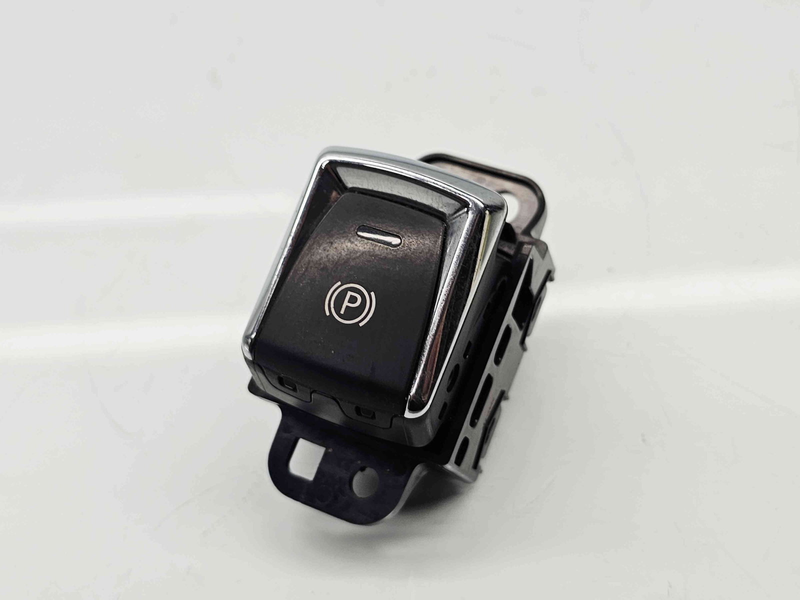 Buton frana de mana Nissan Qashqai (2) [Fabr 2013-2017] OEM