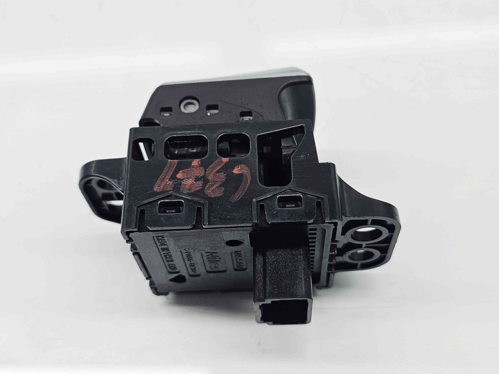 Buton frana de mana Nissan Qashqai (2) [Fabr 2013-2017] OEM - imagine 2
