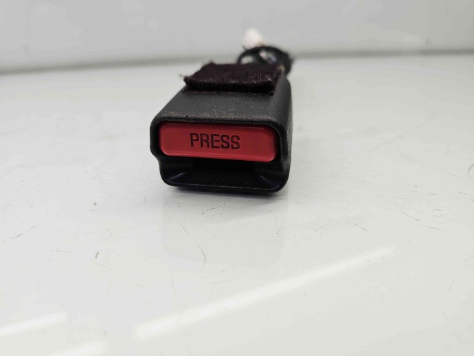  Capsa centura stanga fata Nissan Qashqai (2) [Fabr 2013-2017] OEM