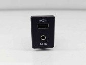  Conector auxiliar USB Nissan Qashqai (2) [Fabr 2013-2017] 795405004