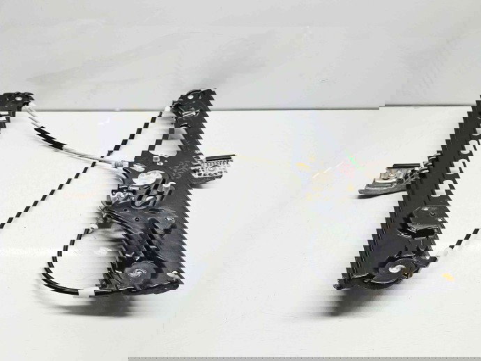 Macara electrica geam stanga fata Mercedes Clasa E (W211) [Fabr 2002-2009]