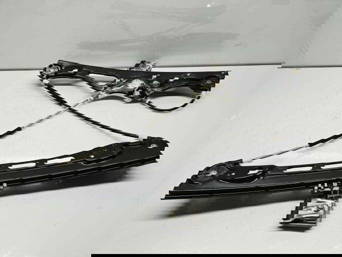 Macara electrica geam stanga fata Mercedes Clasa E (W211) [Fabr 2002-2009]