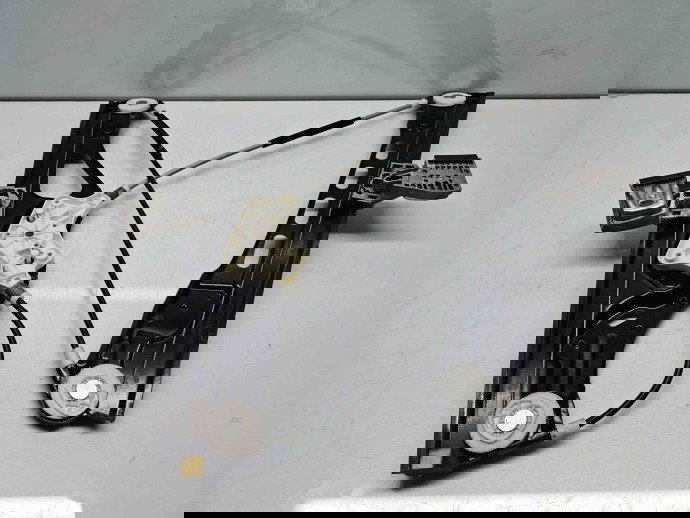 Macara electrica geam stanga fata Mercedes Clasa E (W211) [Fabr 2002-2009]