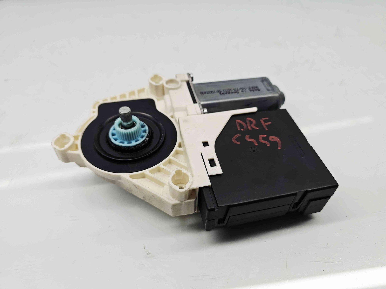 Motoras geam dreapta fata Volkswagen Passat CC (358) Facelift [Fabr 2012-2016]