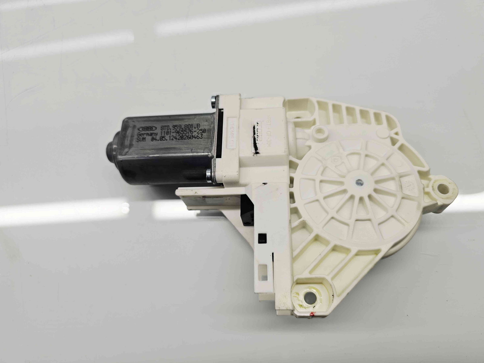 Motoras geam stanga fata Audi A5 Sportback (8TA) Facelift [Fabr 2009-2015] - imagine 4