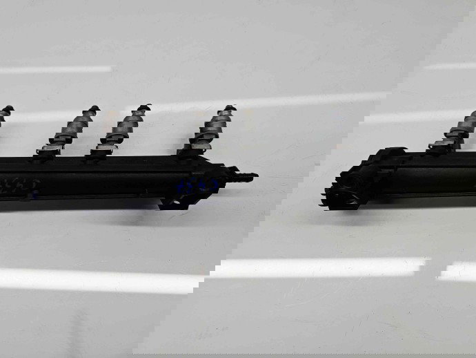 Rampa injectoare Skoda Octavia 2 Combi (1Z5) [Fabr 2004-2013] Facelift 06A133317AS 1.6 Benz BSE 75KW / 102CP