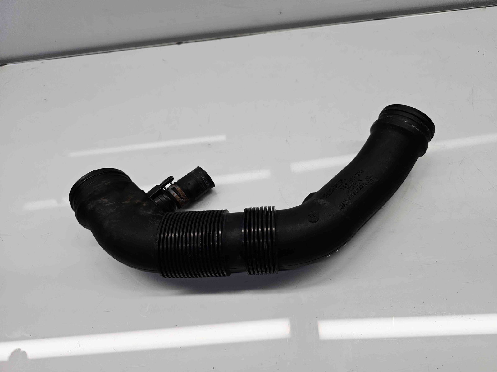 Tub admisie aer Skoda Octavia 2 Combi (1Z5) [Fabr 2004-2013] Facelift 1K0129684 1.6 Benz BSE 75KW / 102CP - imagine 2