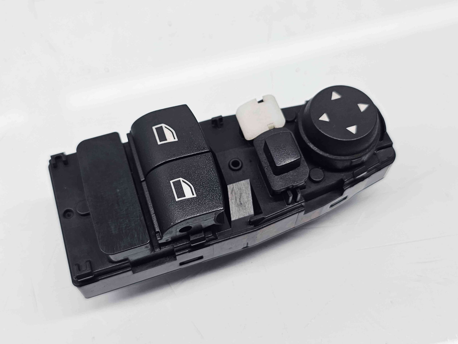 Butoane comanda geamuri sofer Bmw 1 (F21) [Fabr 2012-2017] 9226265 - imagine 1