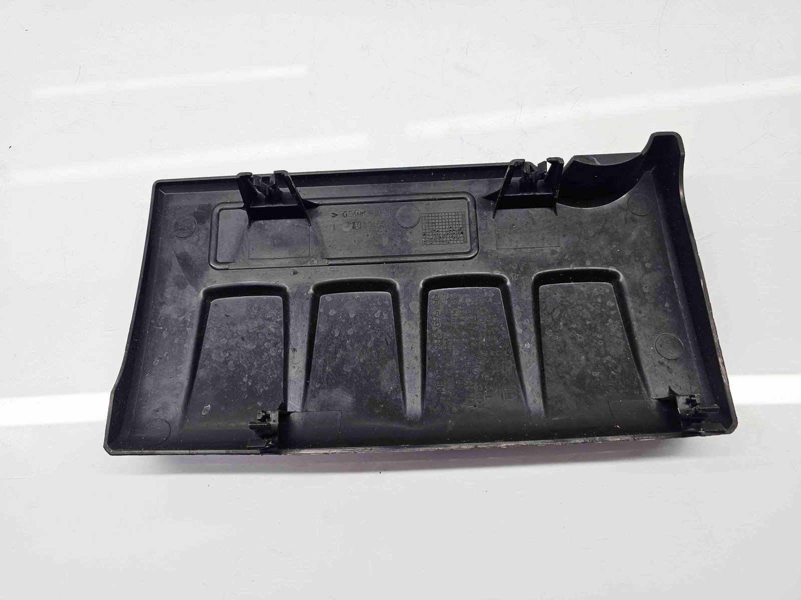 Capac motor Opel Corsa D [Fabr 2006-2013] 55561431 1.2 Benz A12XER 63KW / 85CP - imagine 3