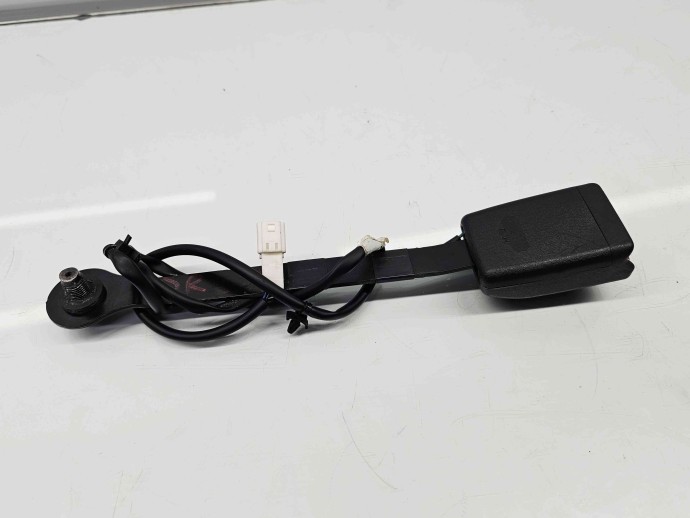  Capsa centura dreapta fata Nissan Qashqai (2) [Fabr 2013-2017] oem