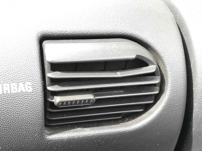 Grila aerisire dreapta OEM Opel Corsa C (F08, F68) [Fabr 2000-2005] 1.2 cdti 