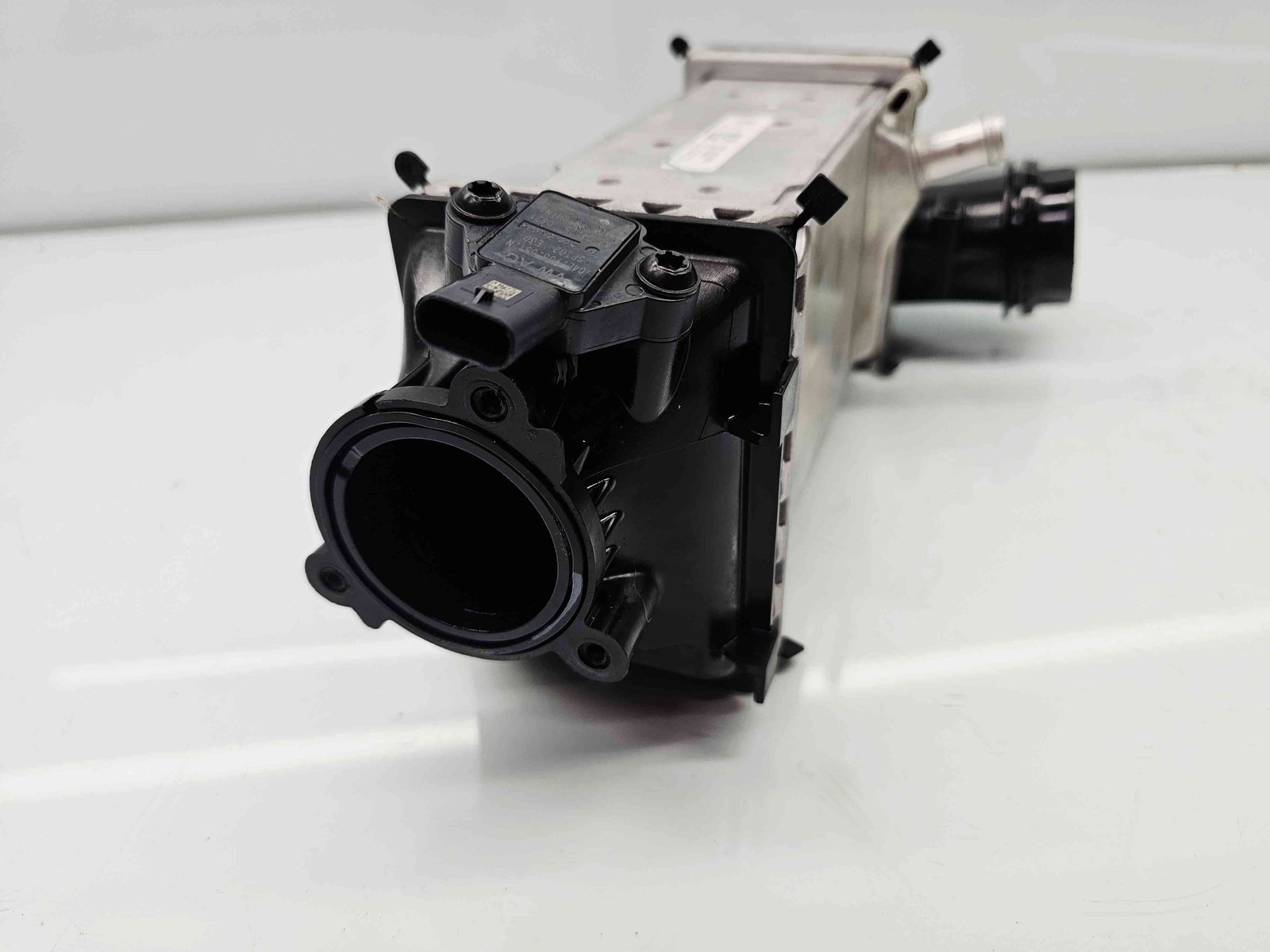 Radiator intercooler Seat Ibiza 6 (KJ1) Facelift [Fabr 2017-prezent] 05C145785D 1.0 TSI DUSA 85KW / 115CP - imagine 3