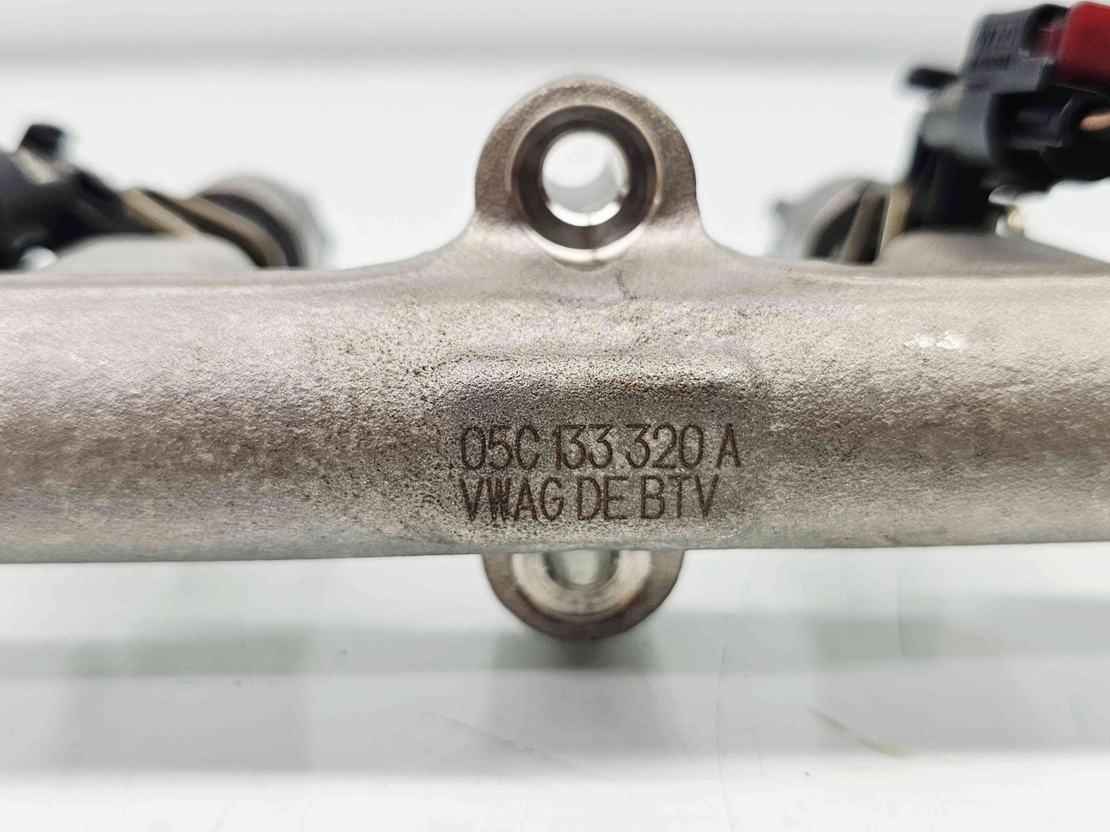 Rampa injectoare Seat Ibiza 6 (KJ1) Facelift [Fabr 2017-prezent] 05C133320A 1.0 TSI DUSA 85KW / 115CP - imagine 3