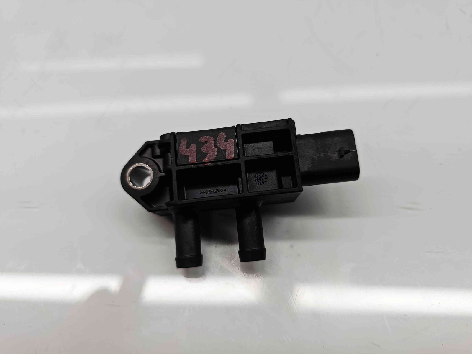 Senzor presiune Seat Ibiza 6 (KJ1) Facelift [Fabr 2017-prezent] 05E906051P - imagine 2