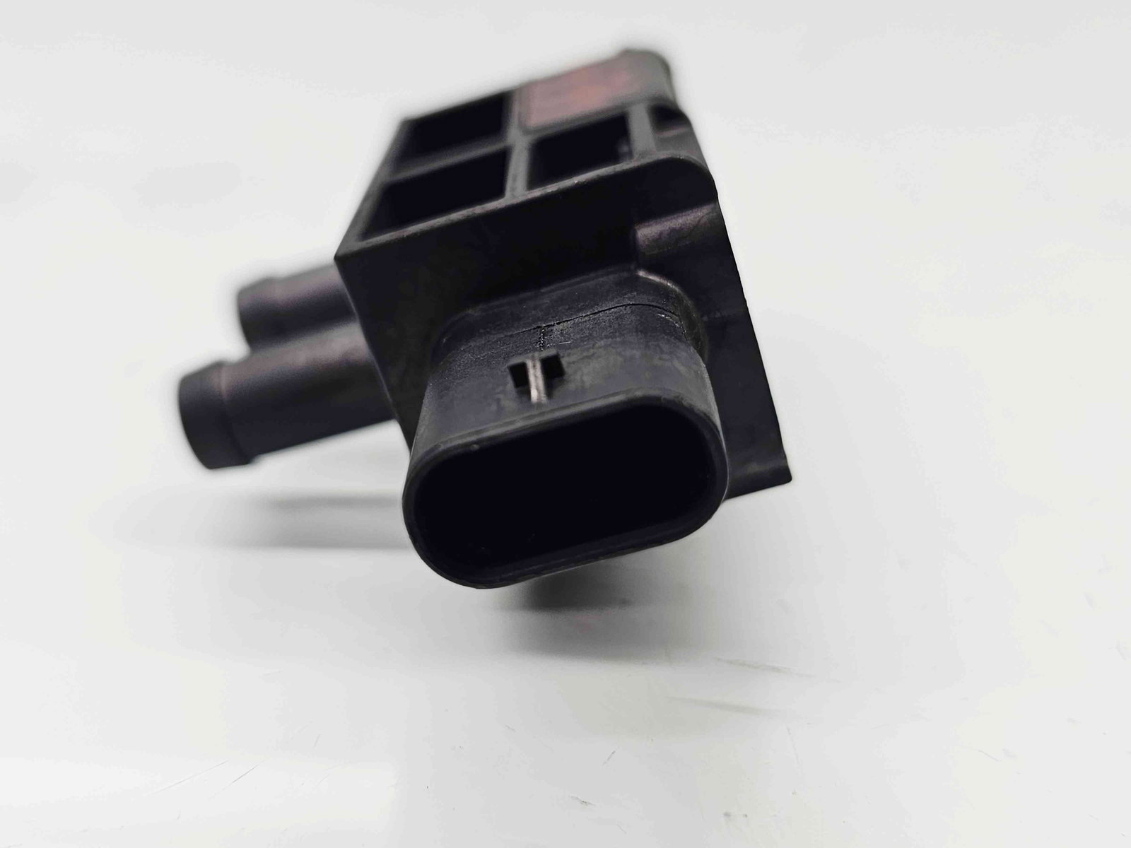 Senzor presiune Seat Ibiza 6 (KJ1) Facelift [Fabr 2017-prezent] 05E906051P - imagine 3