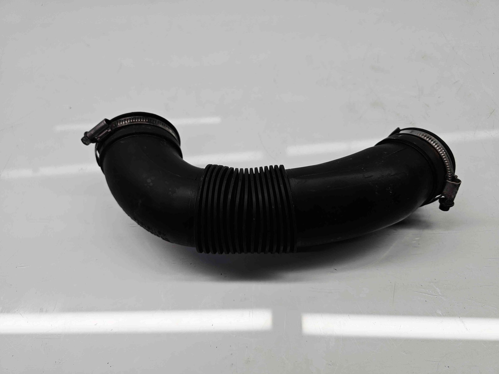 Tub admisie aer Opel Corsa D [Fabr 2006-2013] 13248878 1.2 Benz A12XER 63KW / 85CP - imagine 2