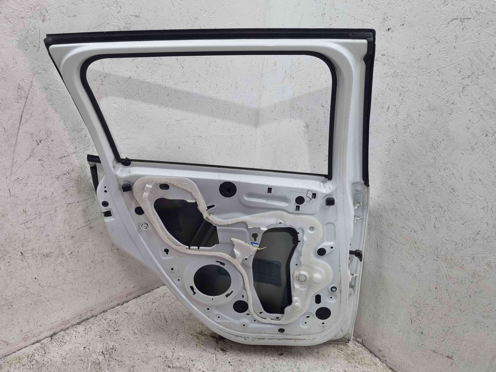 Usa stanga spate Peugeot 2008 [Fabr 2013-prezent] - imagine 6