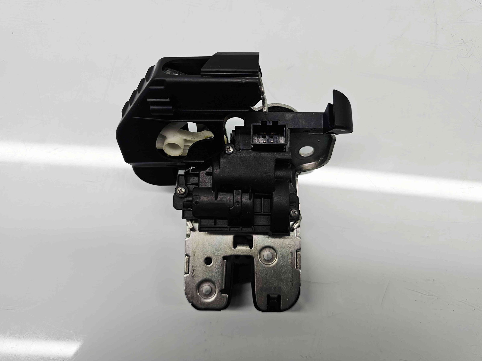 Broasca haion Audi A5 Sportback (8TA) Facelift [Fabr 2009-2015] - imagine 2