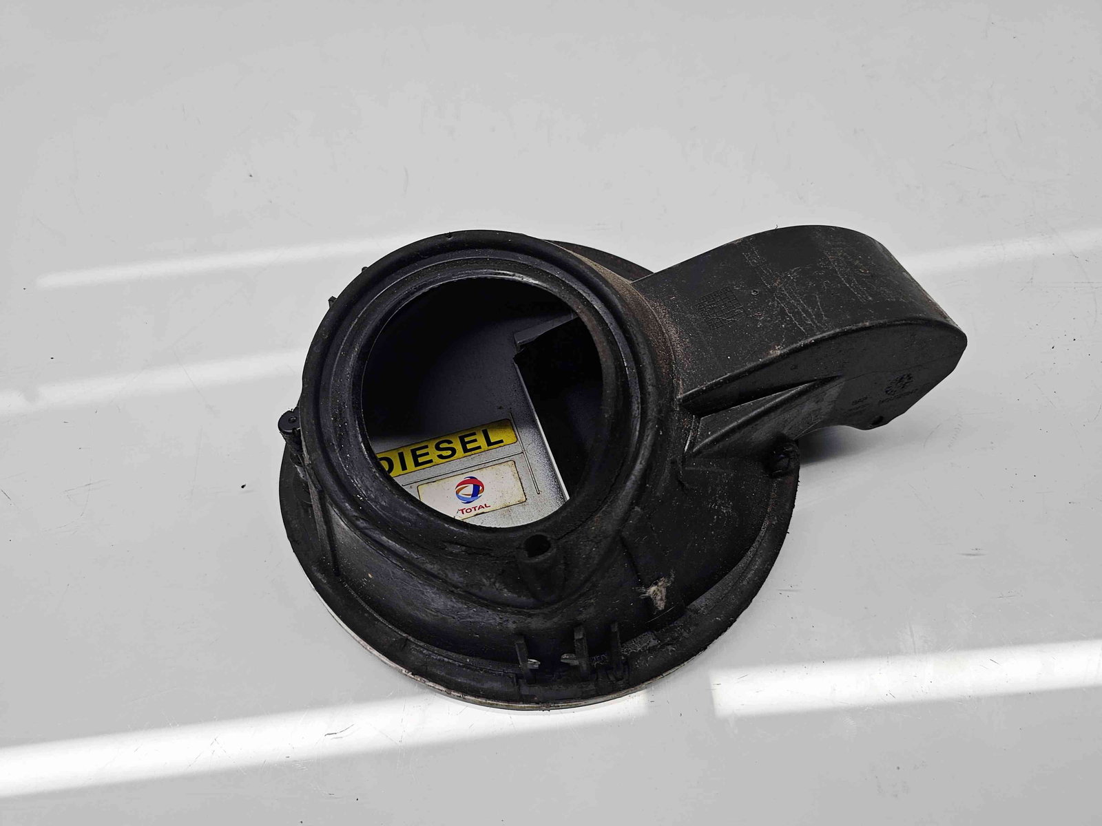 Capac rezervor Peugeot 2008 [Fabr 2013-prezent] - imagine 4