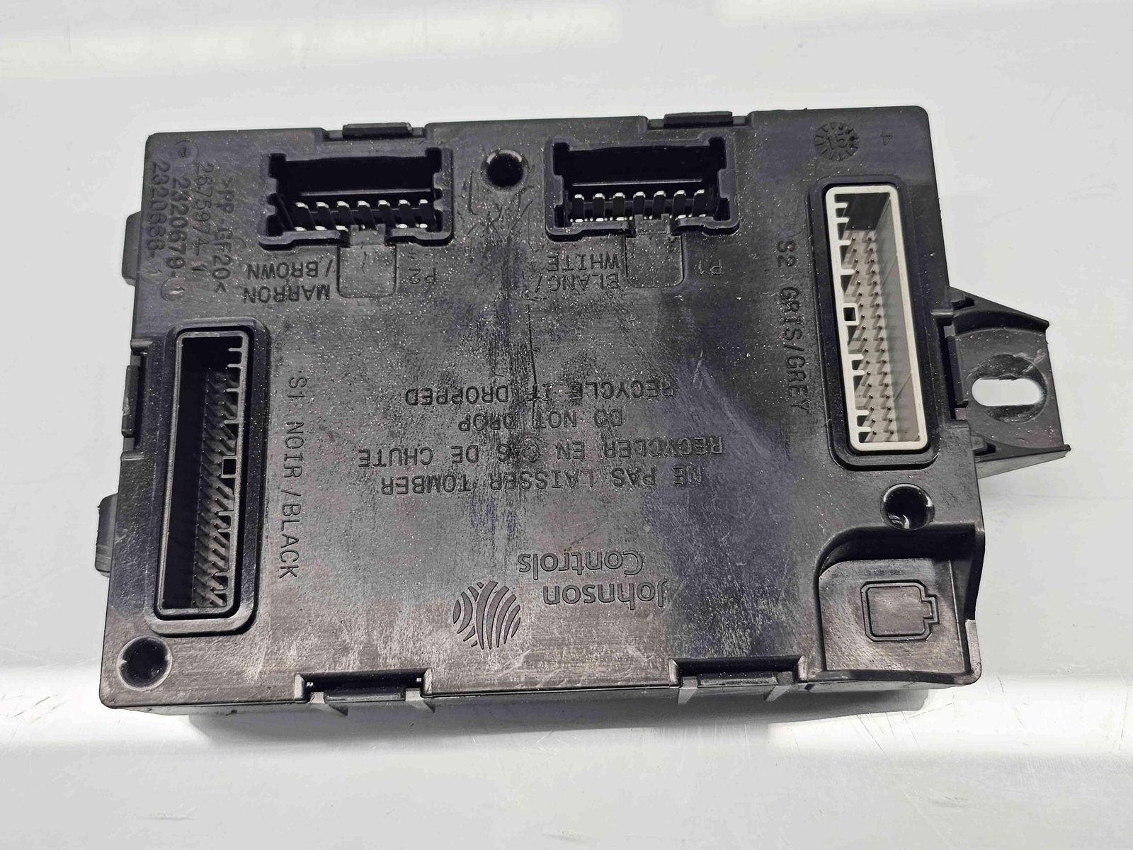 Modul confort Renault Captur (X87) [Fabr 2013-2017] 284B18533R - imagine 1