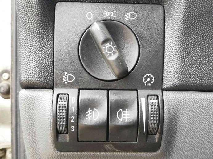 Bloc lumini OEM Opel Corsa C (F08, F68) [Fabr 2000-2005] 1.2 cdti 