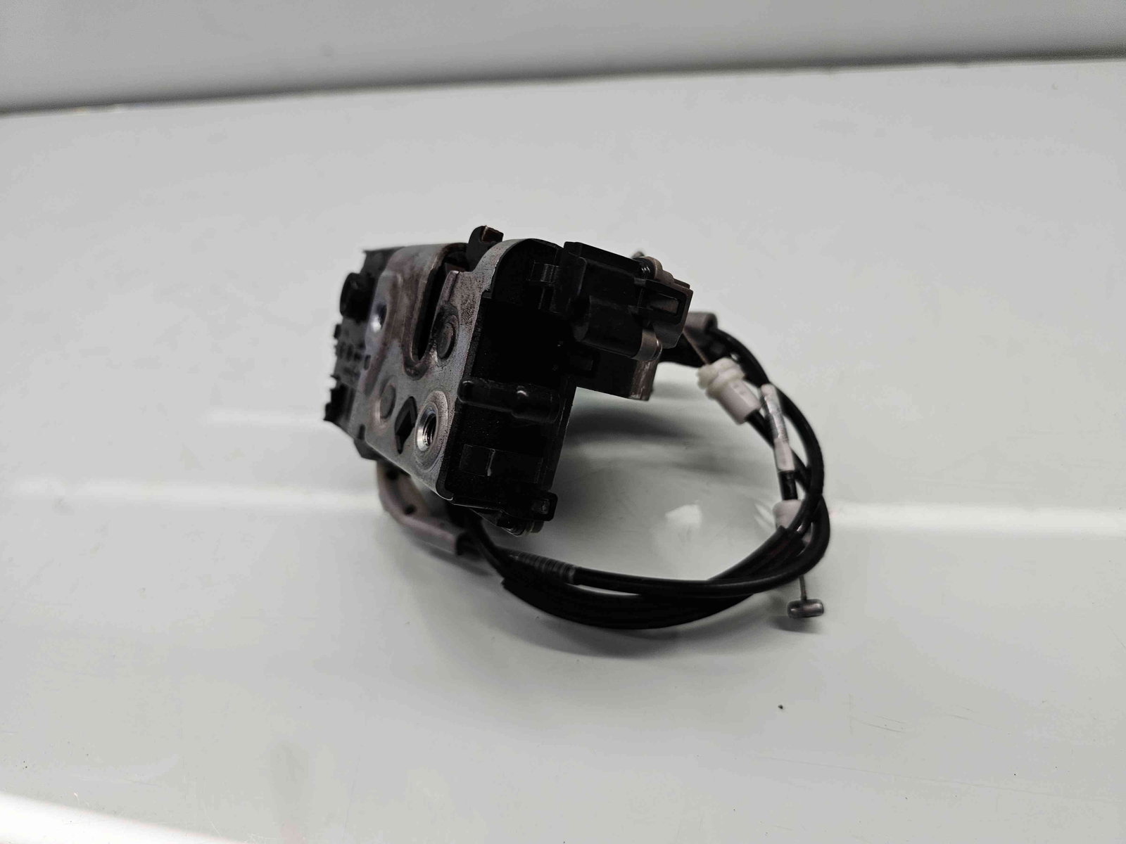 Broasca usa dreapta spate Peugeot 2008 [Fabr 2013-prezent] - imagine 4