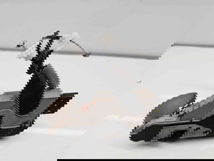 Broasca usa stanga fata Peugeot 2008 [Fabr 2013-prezent]