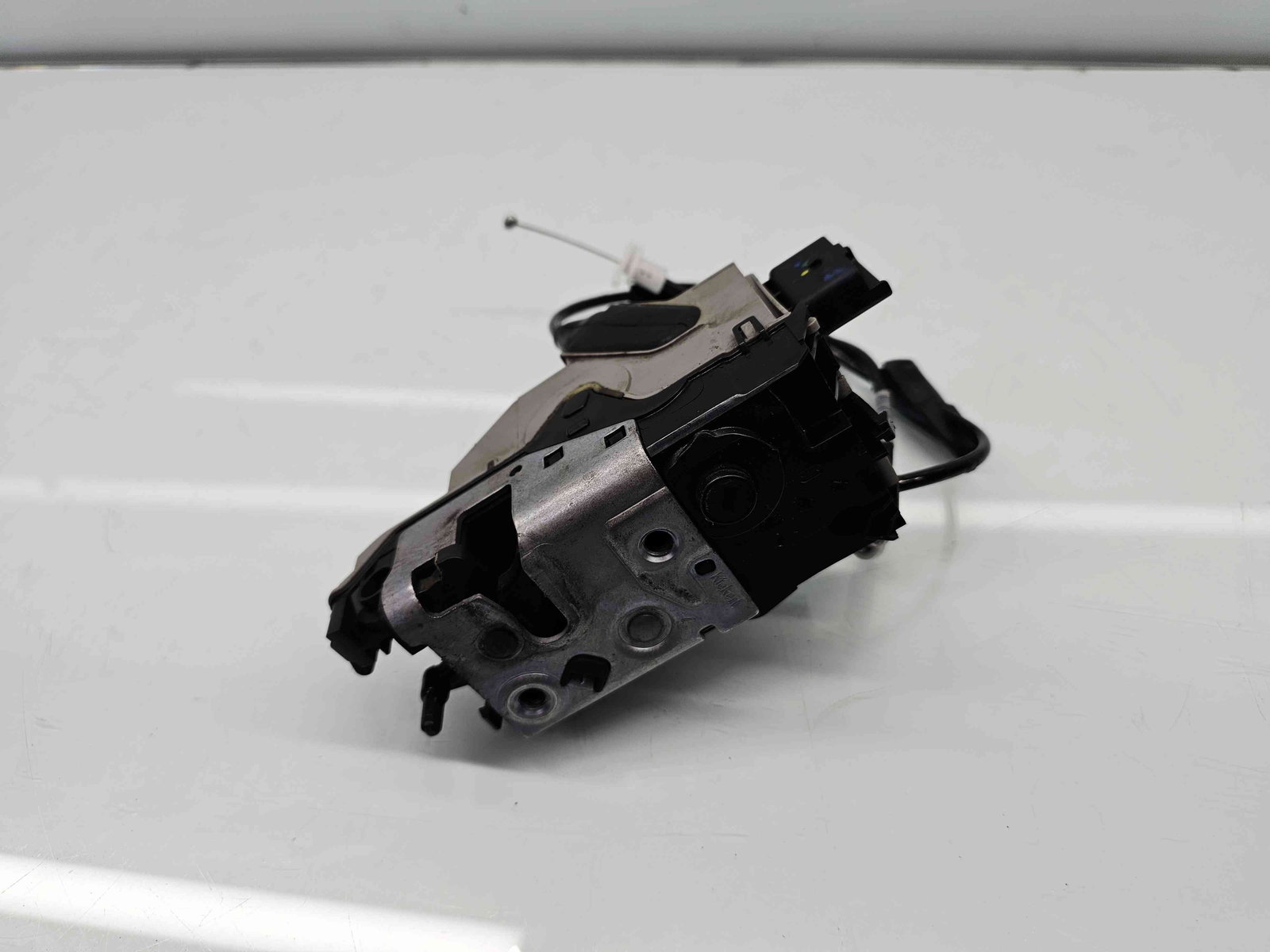 Broasca usa stanga spate Peugeot 2008 [Fabr 2013-prezent] - imagine 2