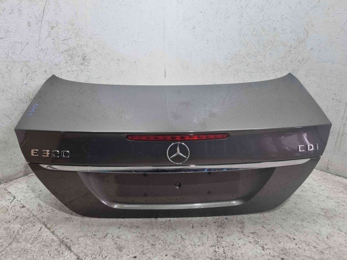 Capota portbagaj Mercedes Clasa E (W211) [Fabr 2002-2009]