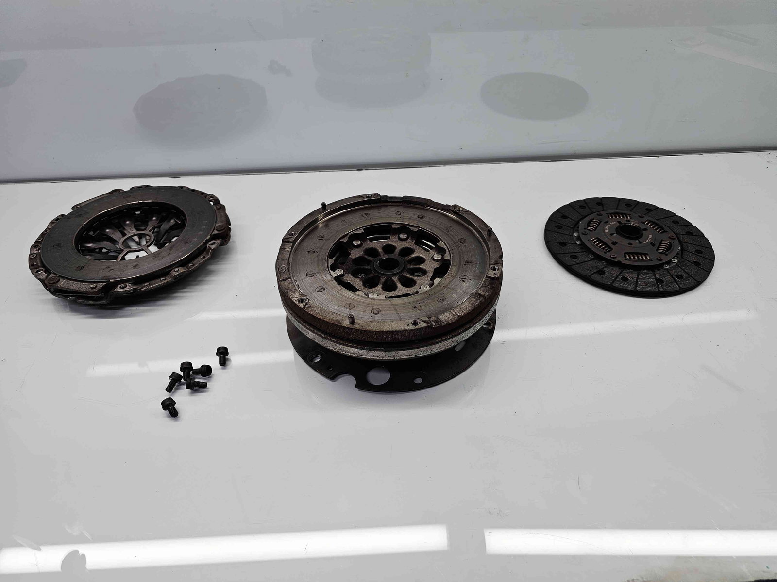 Kit ambreiaj volanta masa dubla Audi A5 Sportback (8TA) Facelift [Fabr 2009-2015] 2.0 TDI CGLC124069010 130KW / 177CP - imagine 2