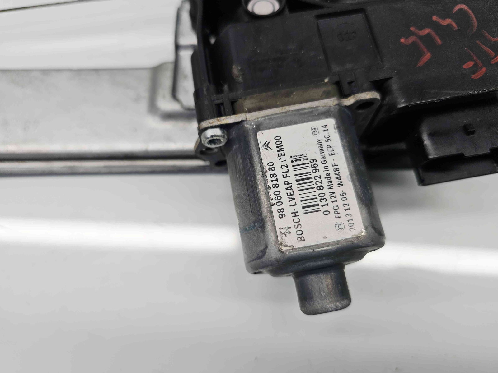 Macara electrica geam stanga fata Peugeot 2008 [Fabr 2013-prezent] - imagine 3