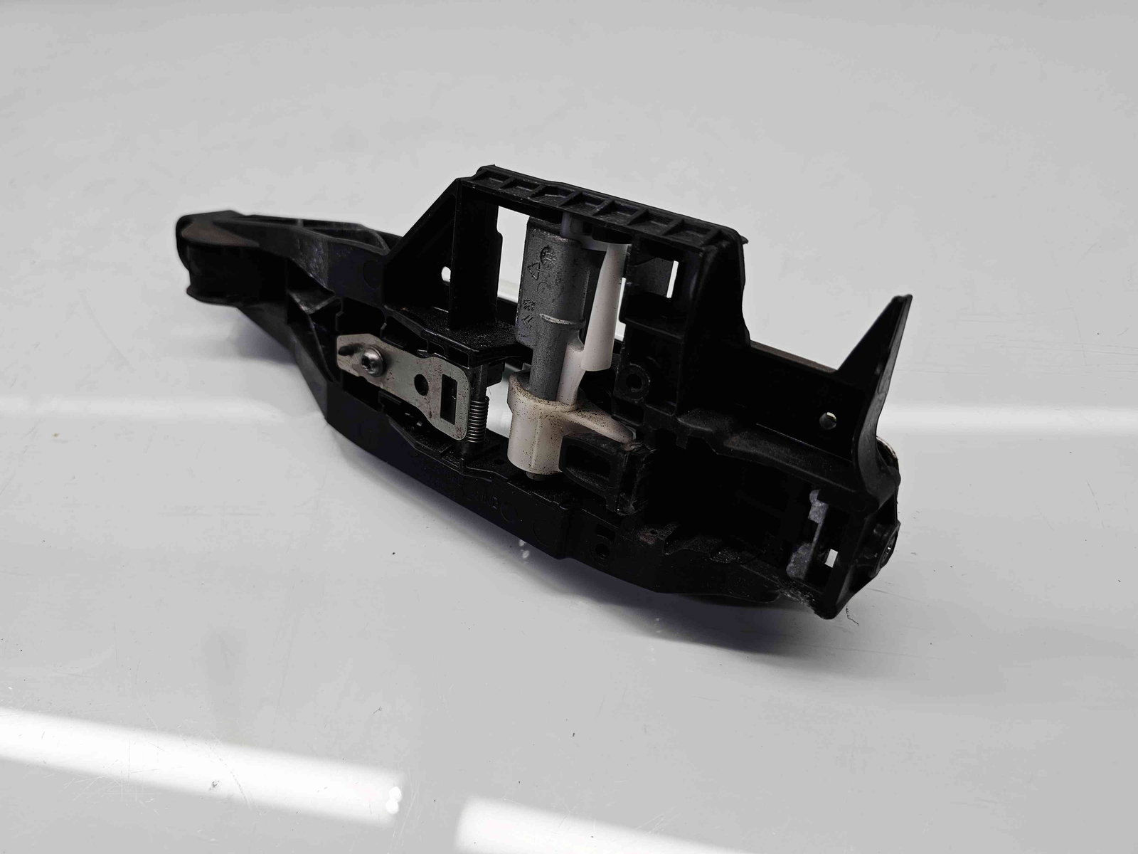 Maner usa dreapta spate Peugeot 2008 [Fabr 2013-prezent] - imagine 4