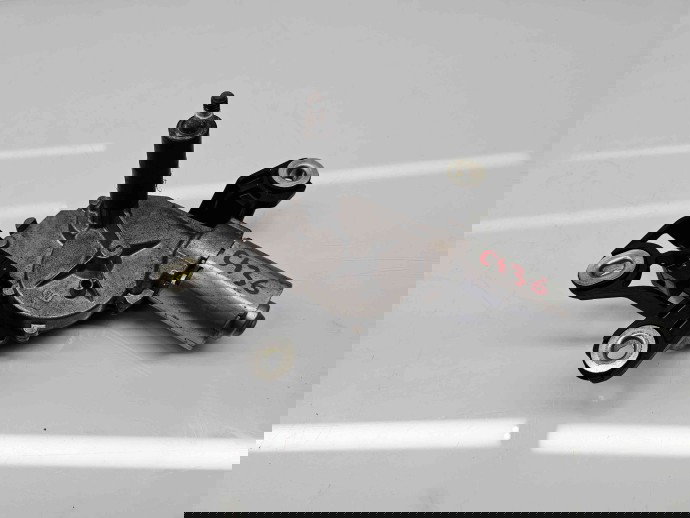  Motoras stergator haion Volkswagen Golf 6 (5K1) GTD [Fabr 2009-2013] 5K6955711B