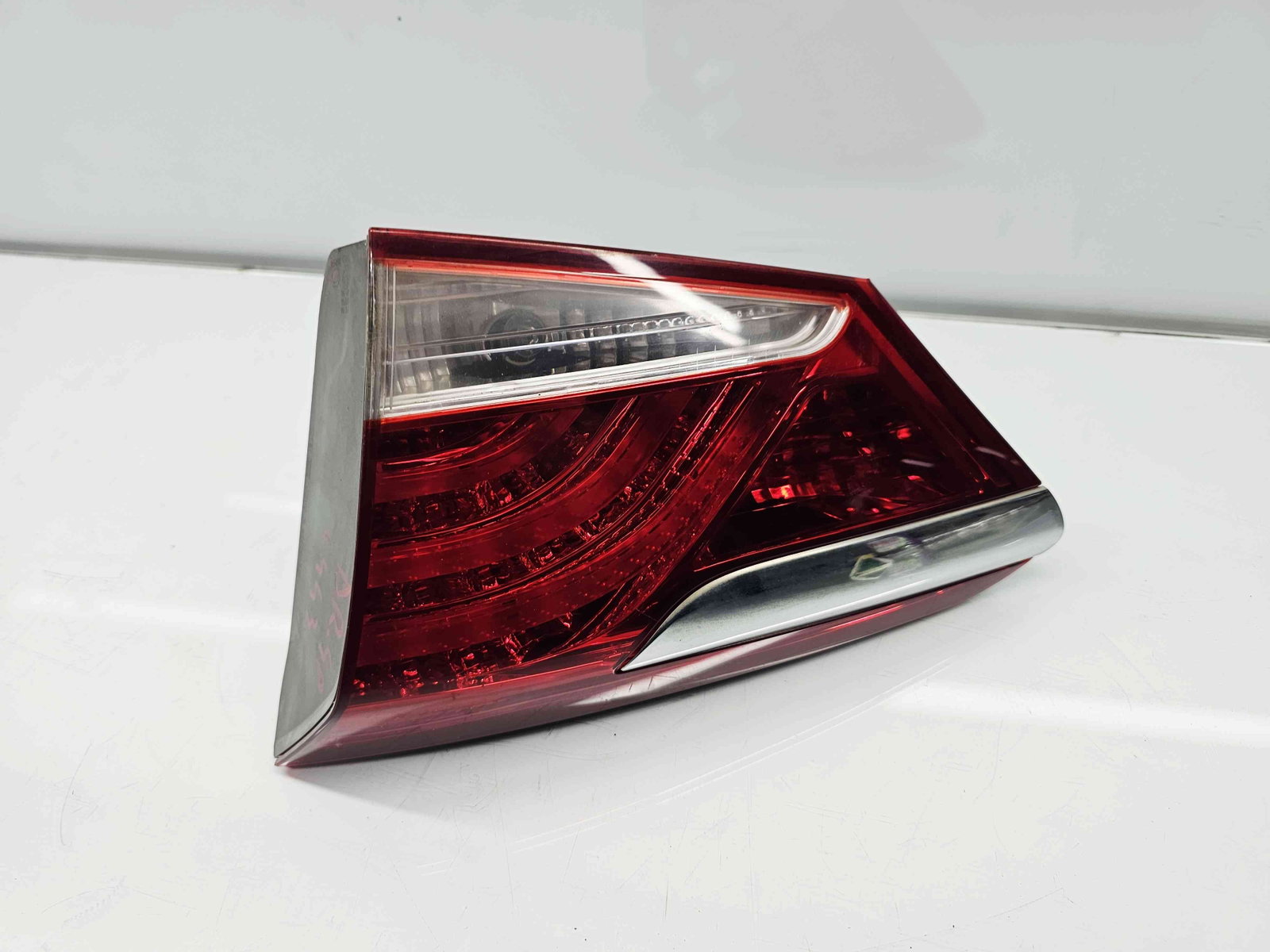 Stop haion dreapta Hyundai i40 Wagon [Fabr 2012-2019] 92404-3Z0