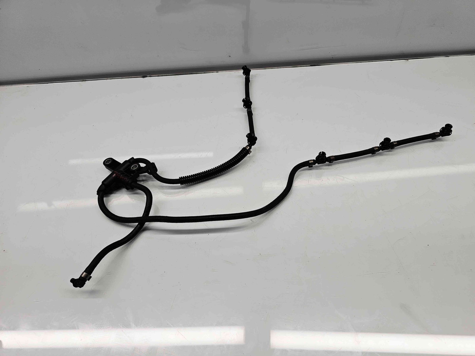 Conducta retur injectoare Mercedes Clasa E (W211) [Fabr 2002-2009] OEM 3.0 CDI 642920 165KW / 224CP - imagine 3