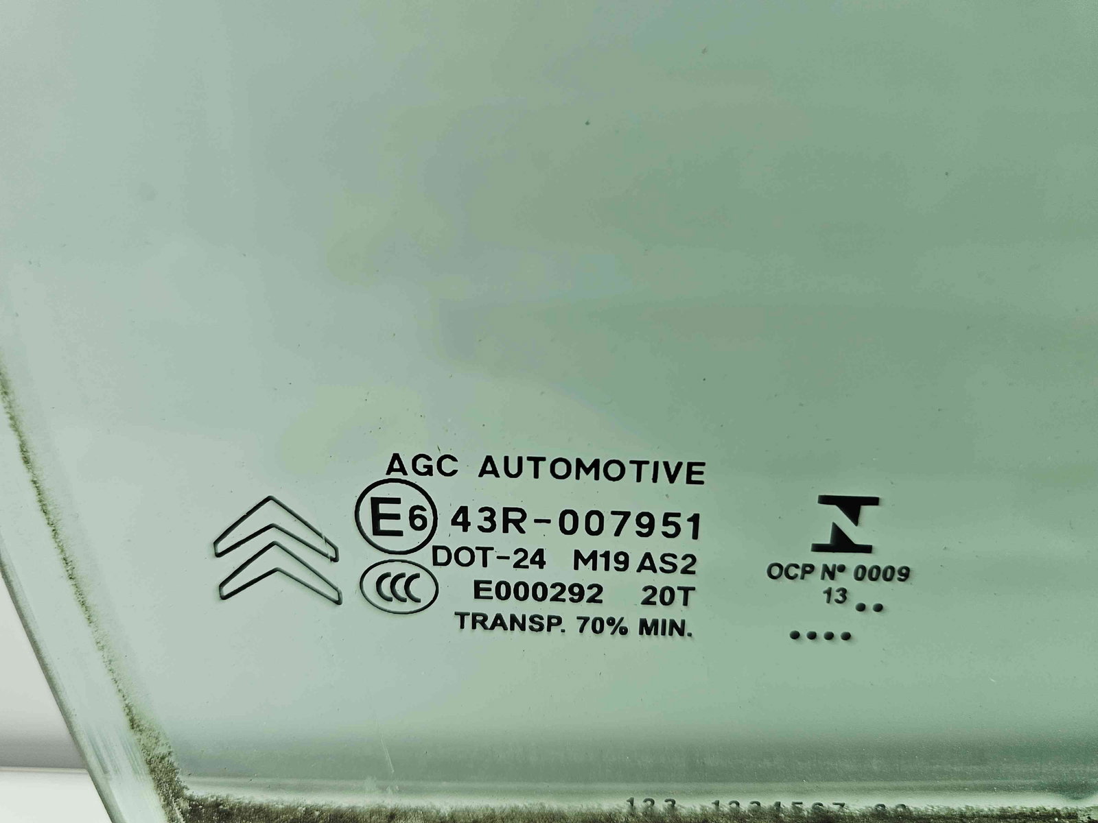 Geam usa dreapta fata Citroen DS3 [Fabr 2009-2015] OEM - imagine 2